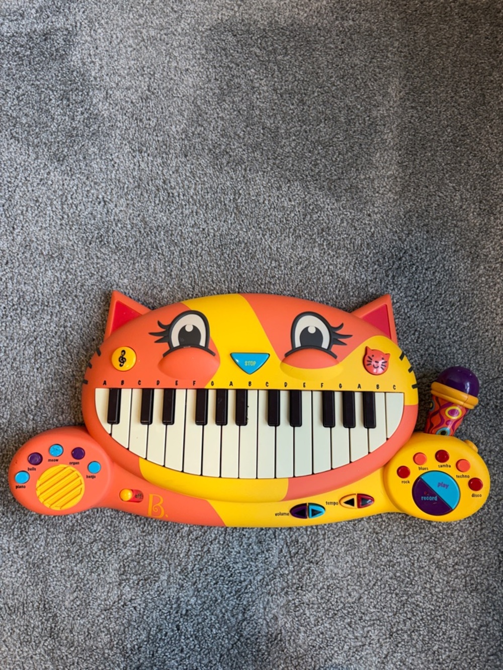 Cat-Shaped Kids Keyboard Piano Toy in Orange and Yellow